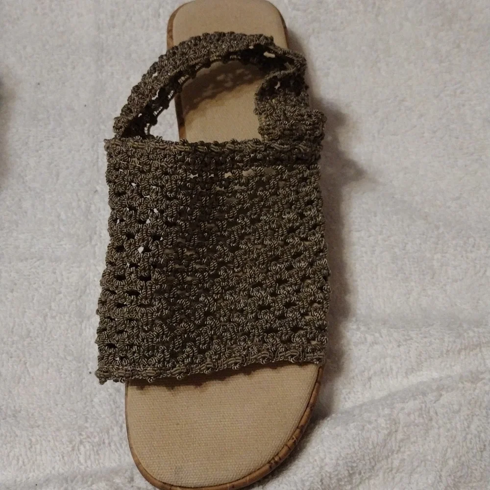 Vintage, Avon Women's crocheted slingback sandals in Brown. - Picture 3 of 8